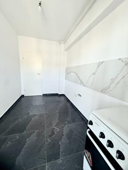 Apartament cu 2 camere decomandat în Dobroești