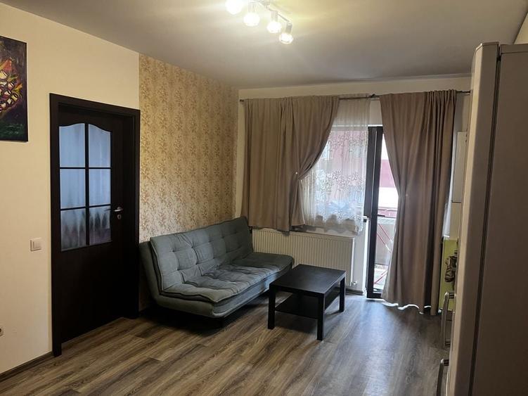 Apartament cu 2 camere decomandat în Florești