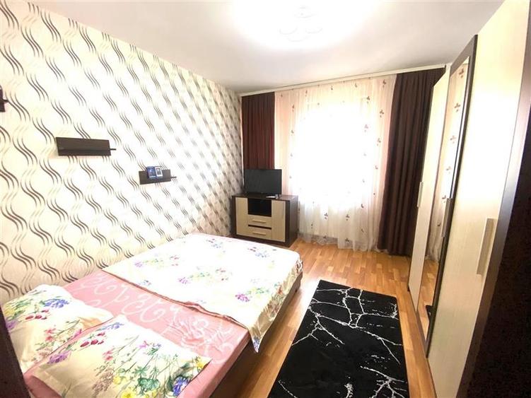 Apartament cu 2 camere decomandat în Soarelui