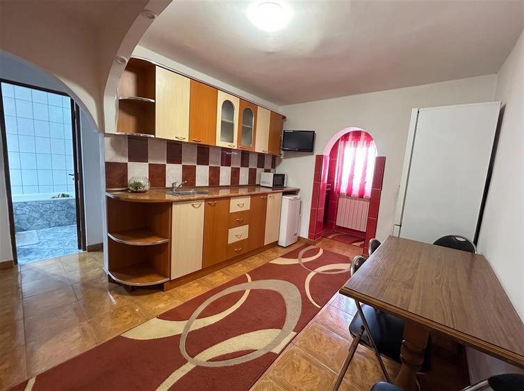 Apartament cu 2 camere decomandat în Burdujeni