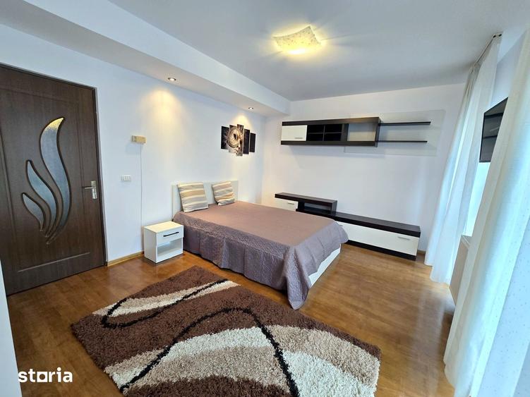 Garsonieră decomandată, mobilată în Bună Ziua