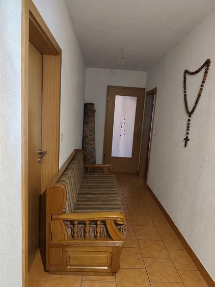 Casă cu 4 camere cu Teren 1106 Mp în Vinga