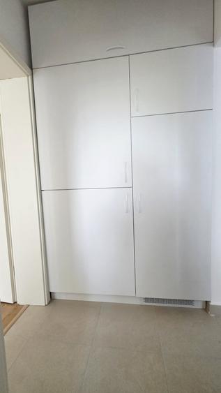 Apartament cu 2 camere decomandat, mobilat în Berceni