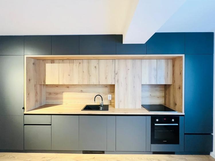 Apartament cu 2 camere semidecomandat, mobilat în Pipera