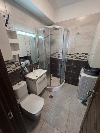 Room Available Modern Apartment near Plaza Romania & Lujerului Metro - 8