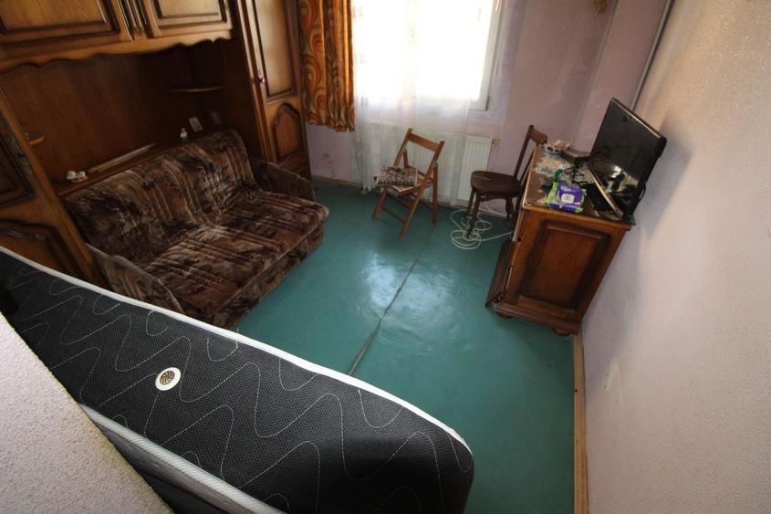 Apartament cu 3 camere decomandat în 9 Mai