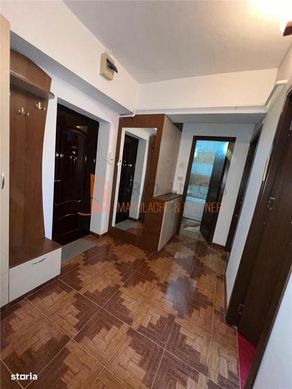 Apartament cu 2 camere decomandat, mobilat în Ultracentral