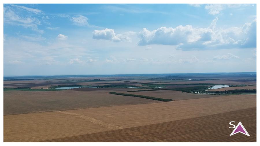 Teren Construcții intravilan de 69000 mp, în Frumușani