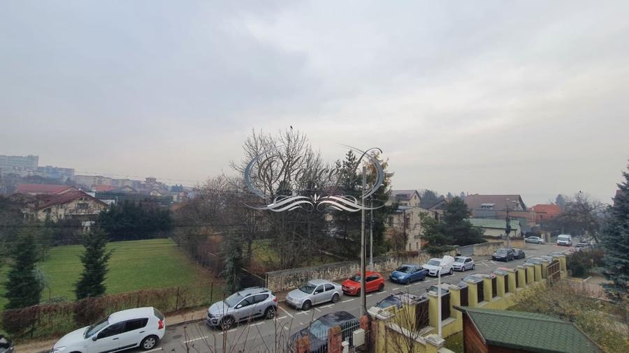 Apartament cu 4 camere in zona UMF - 13