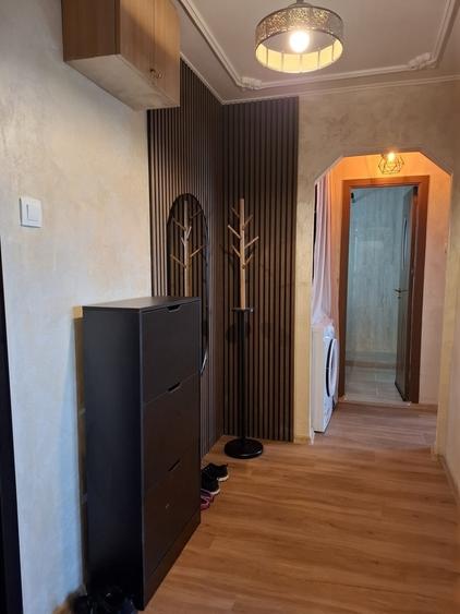 Apartament cu 2 camere decomandat, mobilat în Berceni