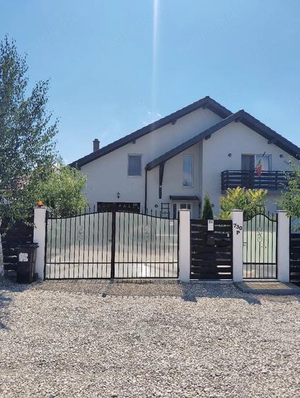 Casă cu Teren 650 Mp în Bod