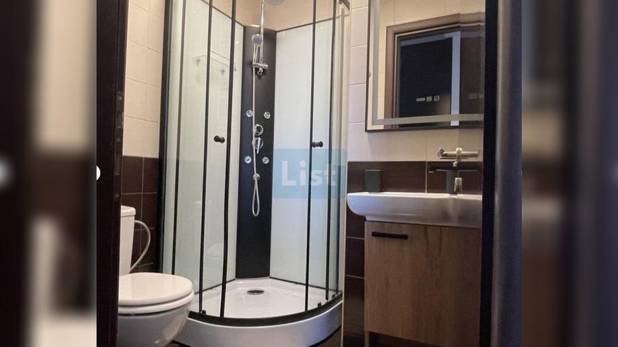 Apartament cu 4 camere decomandat în Herăstrău