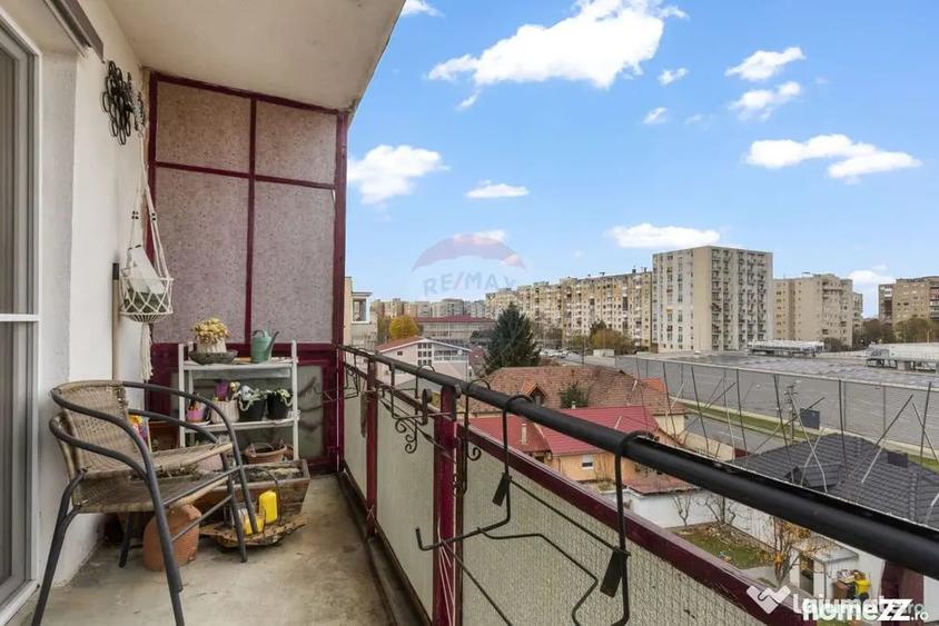 Apartament cu 3 camere decomandat în Aurel Vlaicu