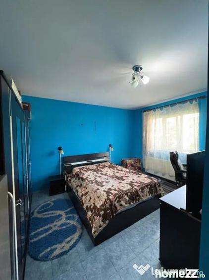 Apartament cu 2 camere semidecomandat în Tăuții de Sus