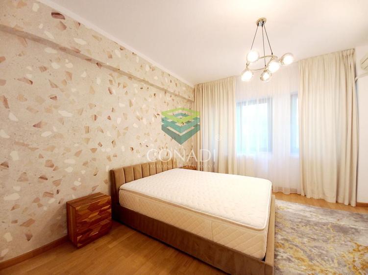 Apartament cu 4 camere semidecomandat în Herăstrău