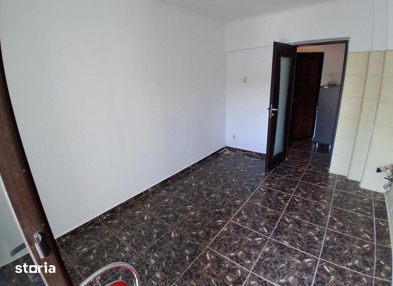 1 camera Frumoasa Bd. Poitiers 44 mp et.2 bloc 1990 Cod:162625 - 6