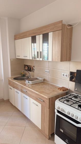 Apartament cu 2 camere decomandat în 13 Septembrie