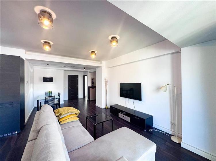 Apartament cu 3 camere semidecomandat, mobilat în Herăstrău