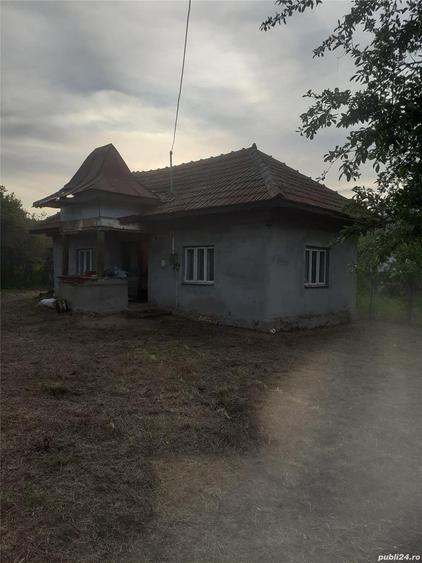 Casă cu 2 camere în Zătreni