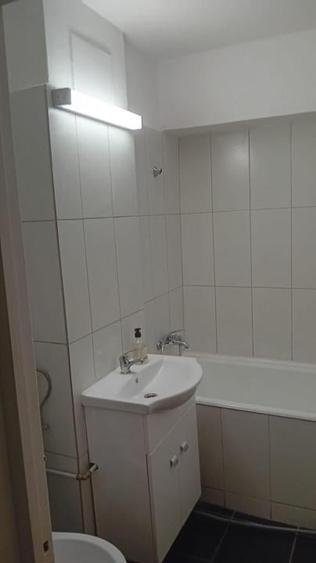 10 min metrou Piata Iancului 4 camere Cf.1 decomandat 2 gr.sanitare - 1