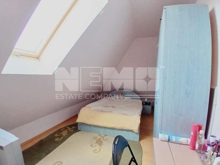 Apartament cu 5 camere decomandat, mobilat în Obcini