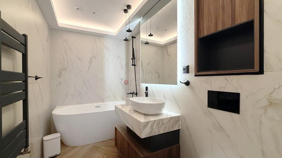 Apartament cu 2 camere decomandat, mobilat în Răcădău