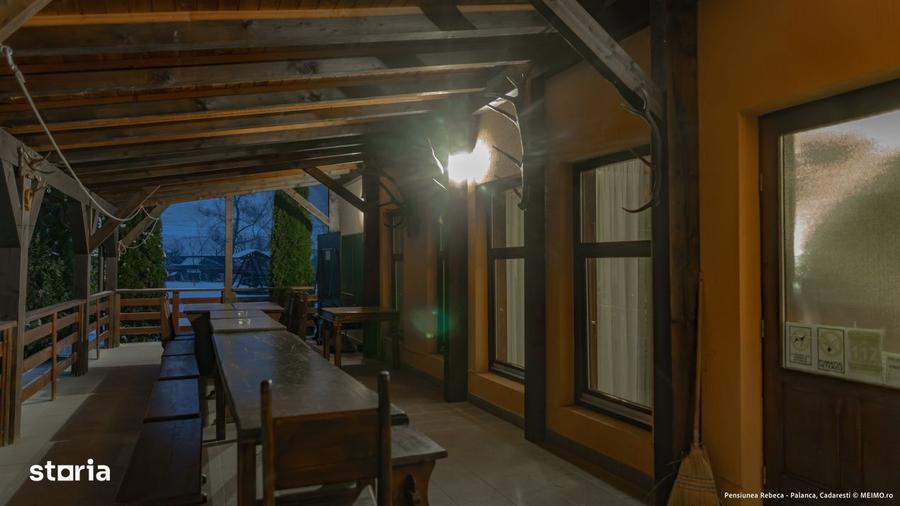 Spațiu comercial, de 600 mp, în Coșnea