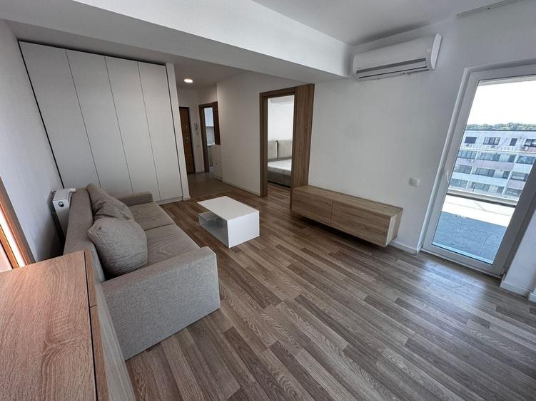 Apartament cu 2 camere semidecomandat, mobilat în Basarab