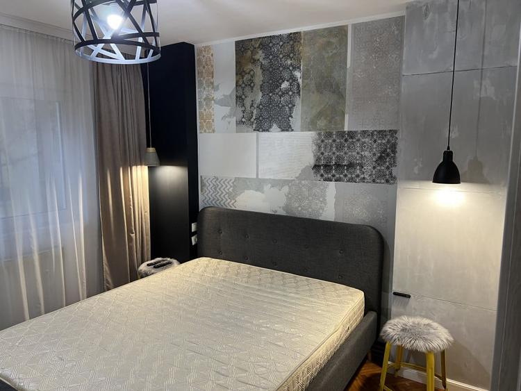 Apartament cu 2 camere decomandat, mobilat în Central