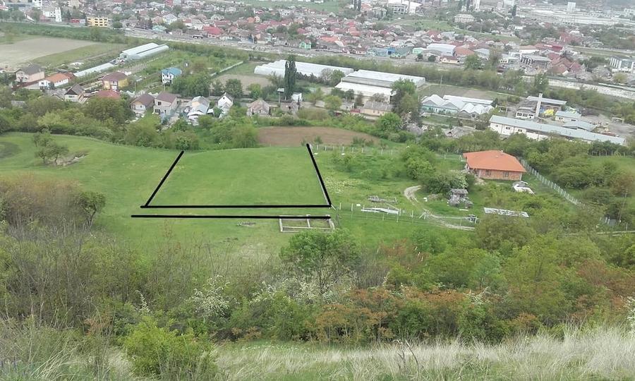 Teren de 400 mp, în Central