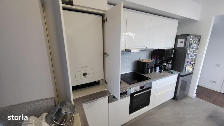 Apartament cu 3 camere în Banu Manta