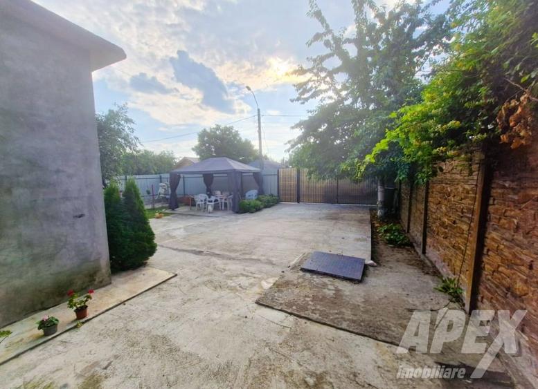 Casă individuală cu 3 camere cu Teren 400 Mp în Central