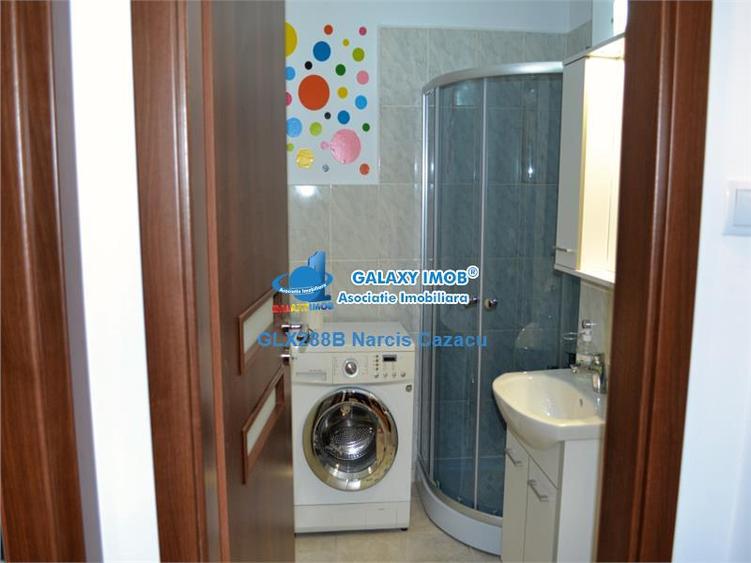 Apartament cu 2 camere semidecomandat, mobilat în Central