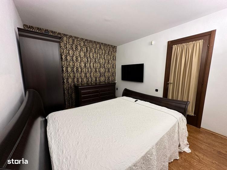 Apartament cu 3 camere în Mazepa 2