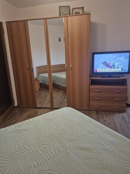 Apartament cu 2 camere decomandat în Siderurgiștilor