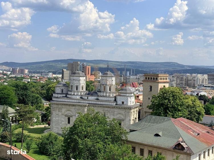Apartament cu 2 camere decomandat în Independenței