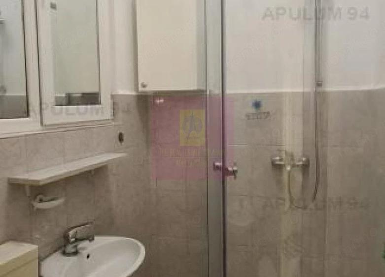 Garsonieră semidecomandată în Romană