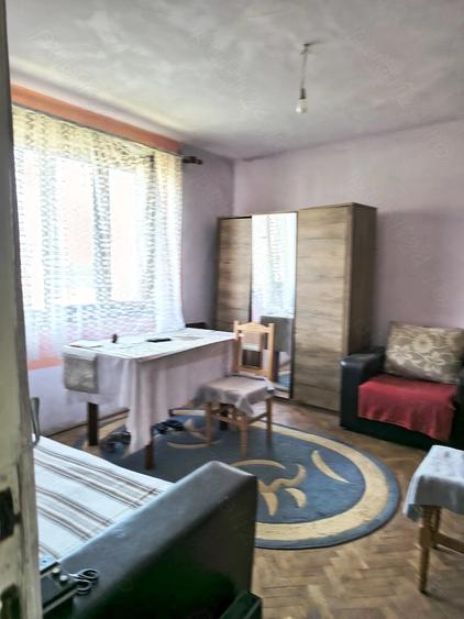 Casă cu 3 camere cu Teren 2900 Mp în Gavojdia