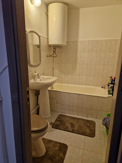 Apartament cu 2 camere decomandat în Exterior Vest