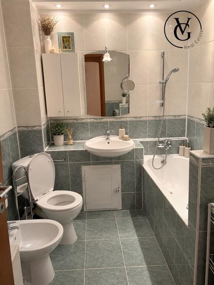 Apartament cu 3 camere decomandat în Tomis Nord