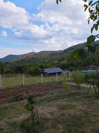Casă cu 2 camere cu Teren 32 Mp în Central