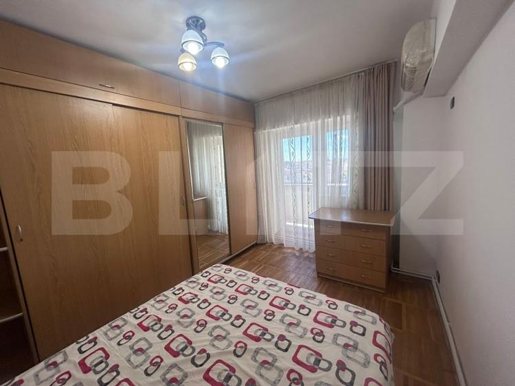 Apartament cu 3 camere, decomandat, centru-Universitate - 3