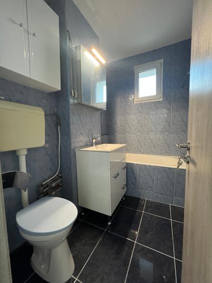 Apartament cu 2 camere semidecomandat în Câmpia Libertății