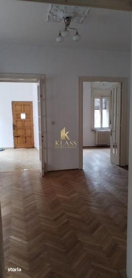 Casa individuala 4 camere, 2 bai, centrala proprie, curte, garaj,zona - 8