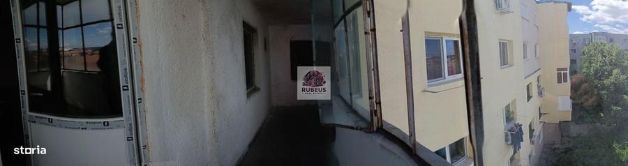 Apartament cu 4 camere în Gura Văii