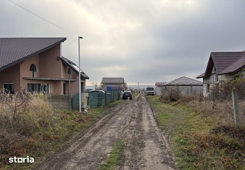 Teren de 682 mp, în Miroslava