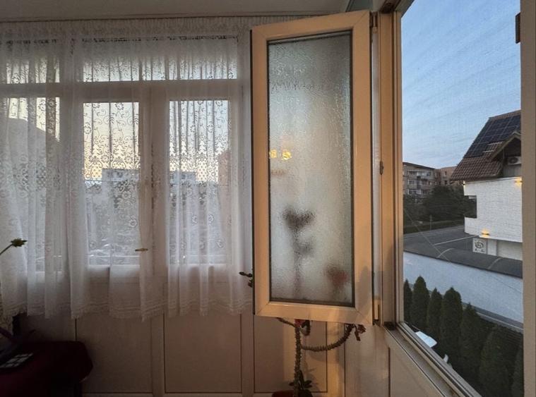 Apartament cu 2 camere nedecomandat în Central