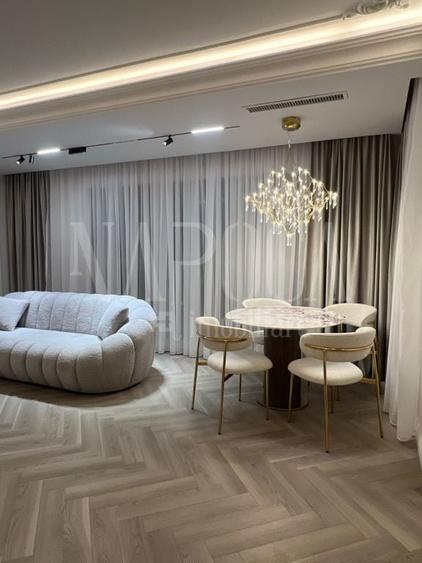 Apartament cu 3 camere decomandat, mobilat în Cantemir