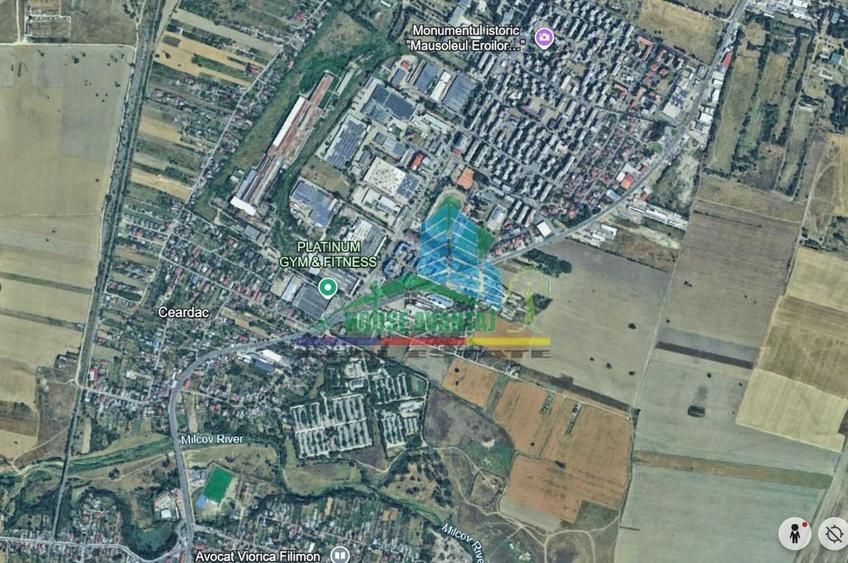 Teren de 9500 mp, în Sud