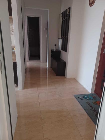 Apartament cu 2 camere decomandat în Tudor